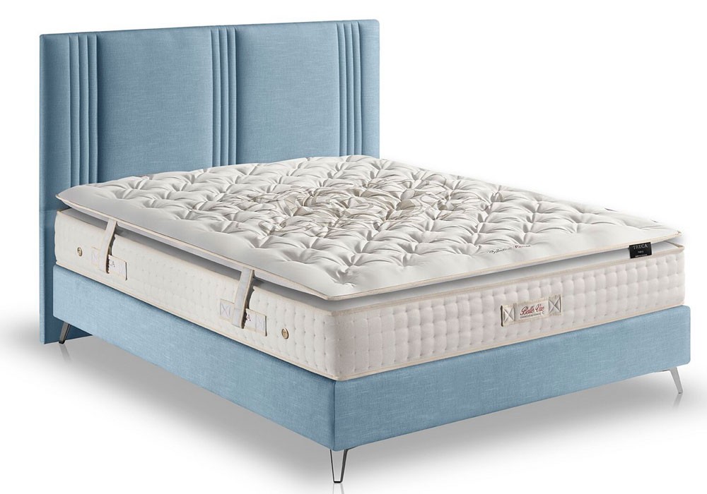 Riviera Matratzenauflage auf einem Bettsystem