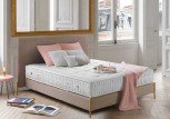 TRECA | Boxspringbett | VICTOIRE mit dünnem Kopfteil und goldenen Füßen, das leichteste Boxspringbett des französichen Herstellers Treca